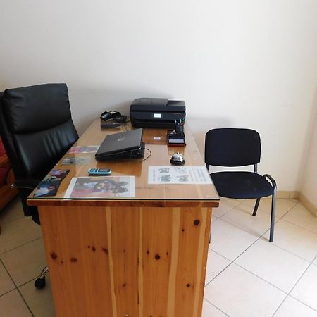 Apartamento To Spiti Tis Eirinis Poros Town Exterior foto