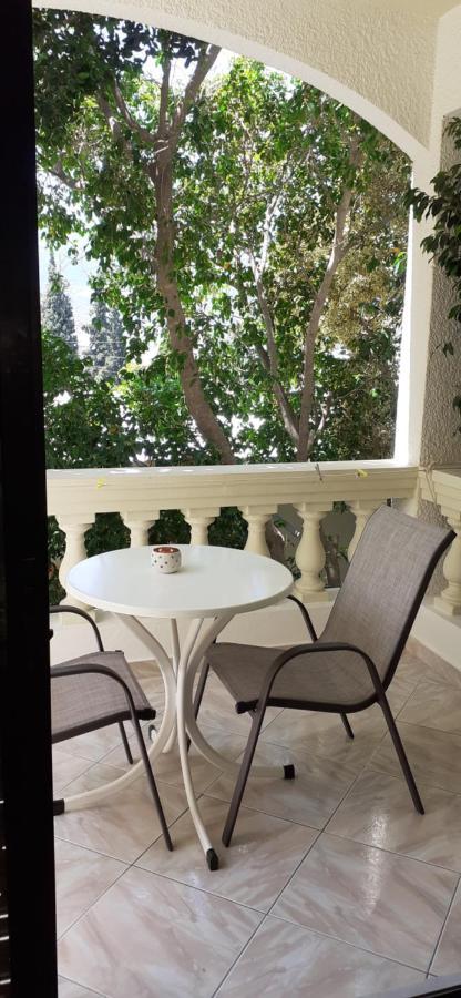 Apartamento To Spiti Tis Eirinis Poros Town Exterior foto