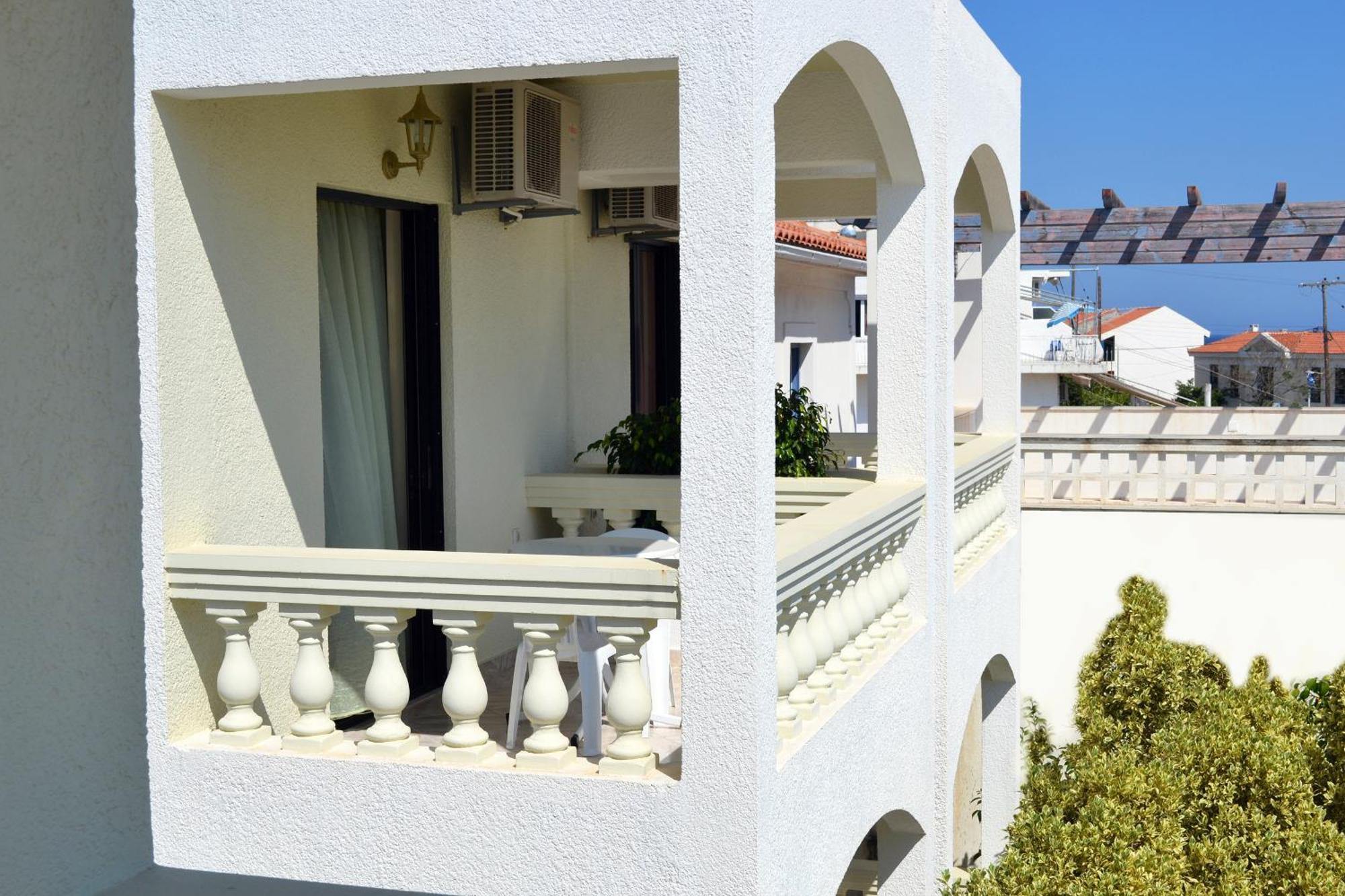 Apartamento To Spiti Tis Eirinis Poros Town Exterior foto