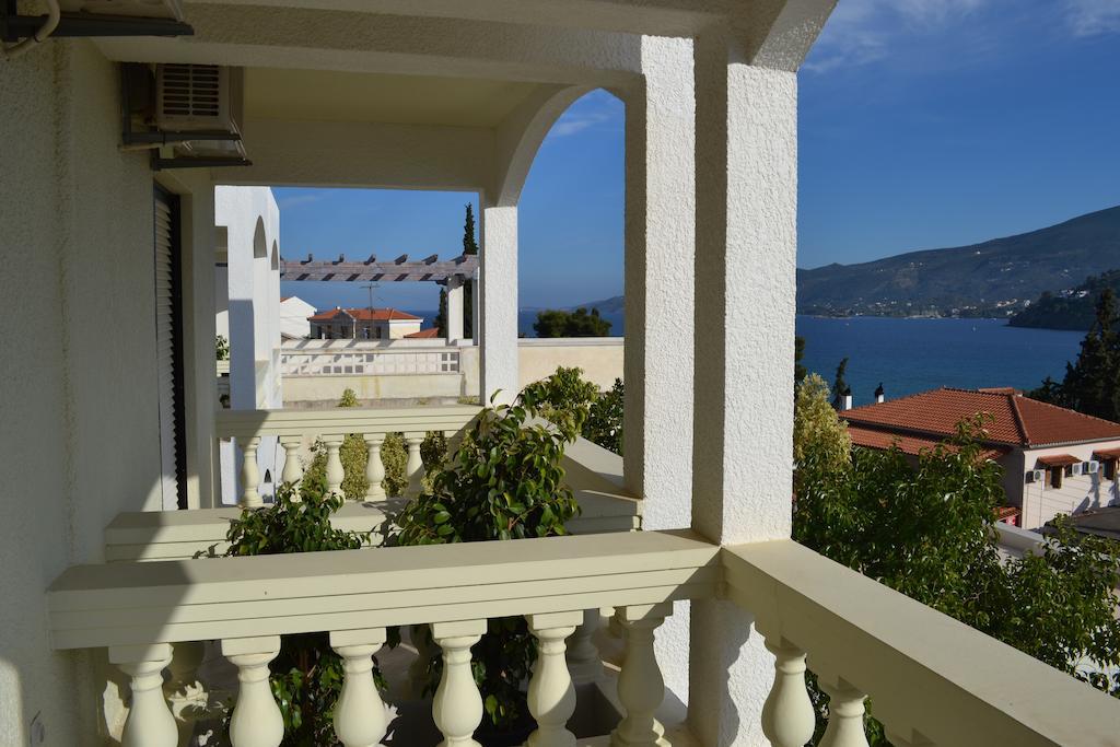 Apartamento To Spiti Tis Eirinis Poros Town Habitación foto