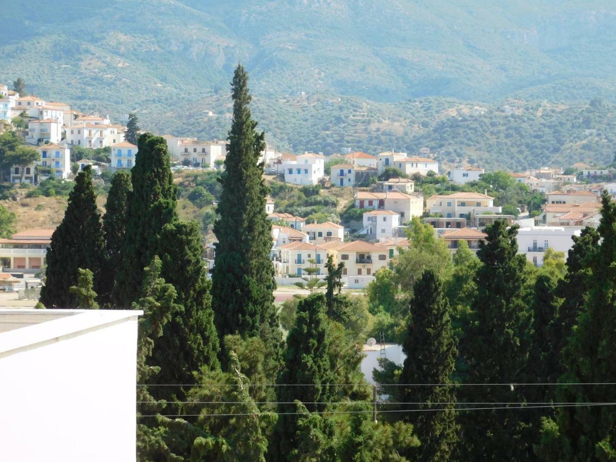 Apartamento To Spiti Tis Eirinis Poros Town Exterior foto