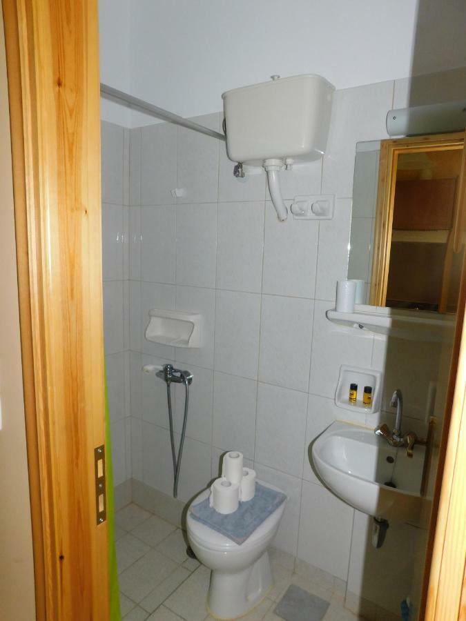 Apartamento To Spiti Tis Eirinis Poros Town Exterior foto